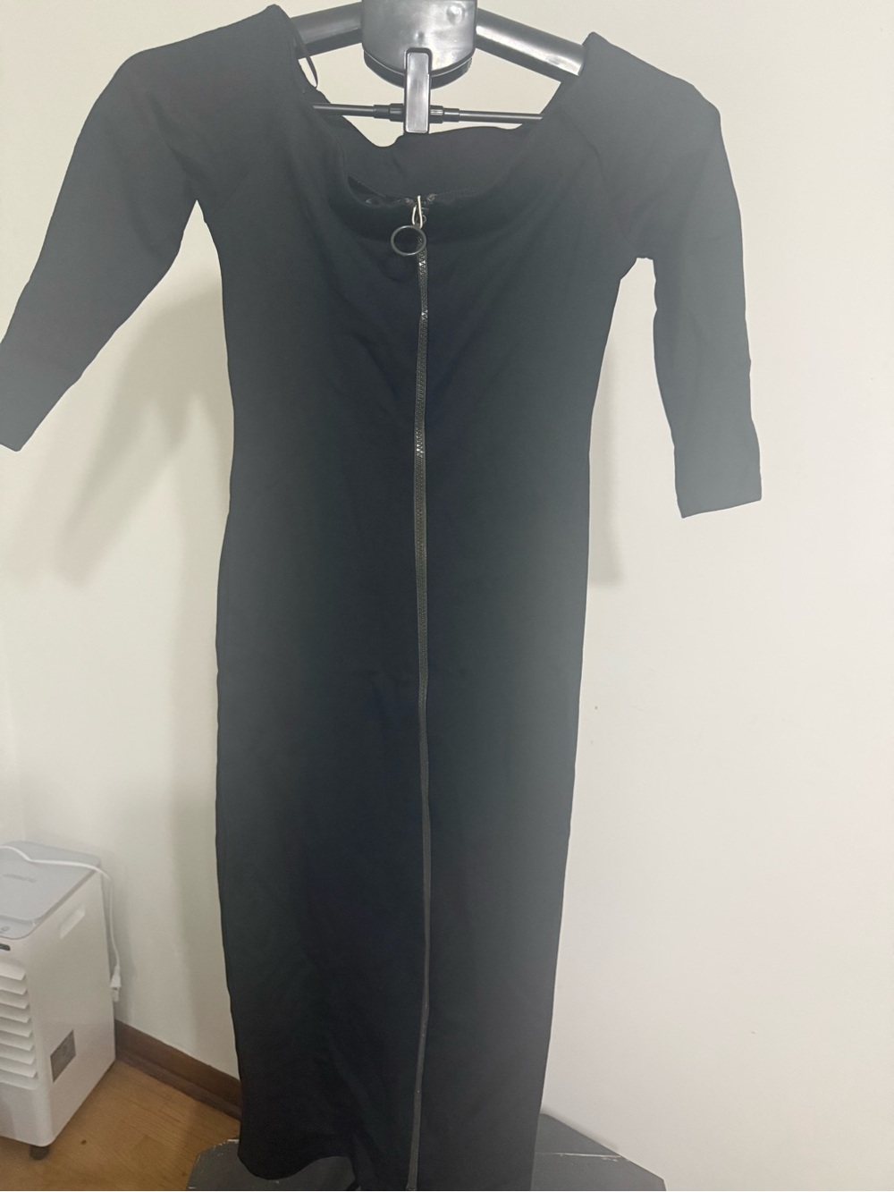 Zara Black Long-Sleeve Zip-Front Midi Dress